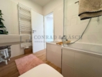 Bezugsfrei & frisch renoviert 3-Zi-DG-Wohnung mit Loggia & Stellplatz nahe BER - Bad