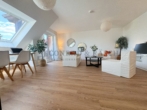 Echte Aufnahme statt KI-generierter Bilder, unvermietet 3-Zi-Whg u Stellplatz. - Wohnzimmer