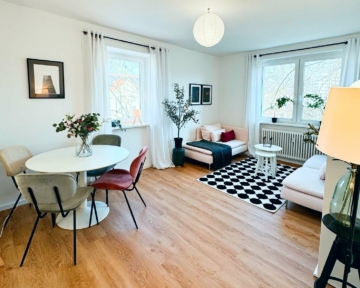 Bezugsfrei & renoviert: 2-Zimmer-Wohnung in Prenzlauer Berg, keine Käuferprovision!, 10409 Berlin, Wohnung