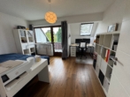 Für Ihre Familie, Reihenhaus mit Garten, Pool und Garage in Lichtenrade - Zimmer_4_DG_mit_Balkon